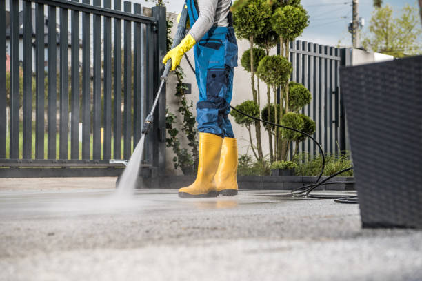 Why Choose Our Certified Pressure Washing Experts for Your Project Needs in Keystone Heights, FL?